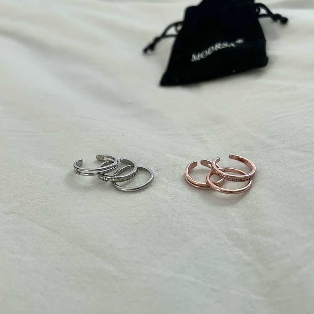 Toe rings